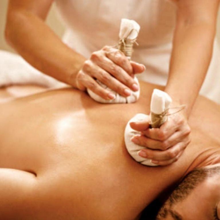 Hot Herbal & Body Massage at Thai Wellness Spa